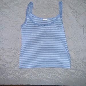 Tank top with lace trim